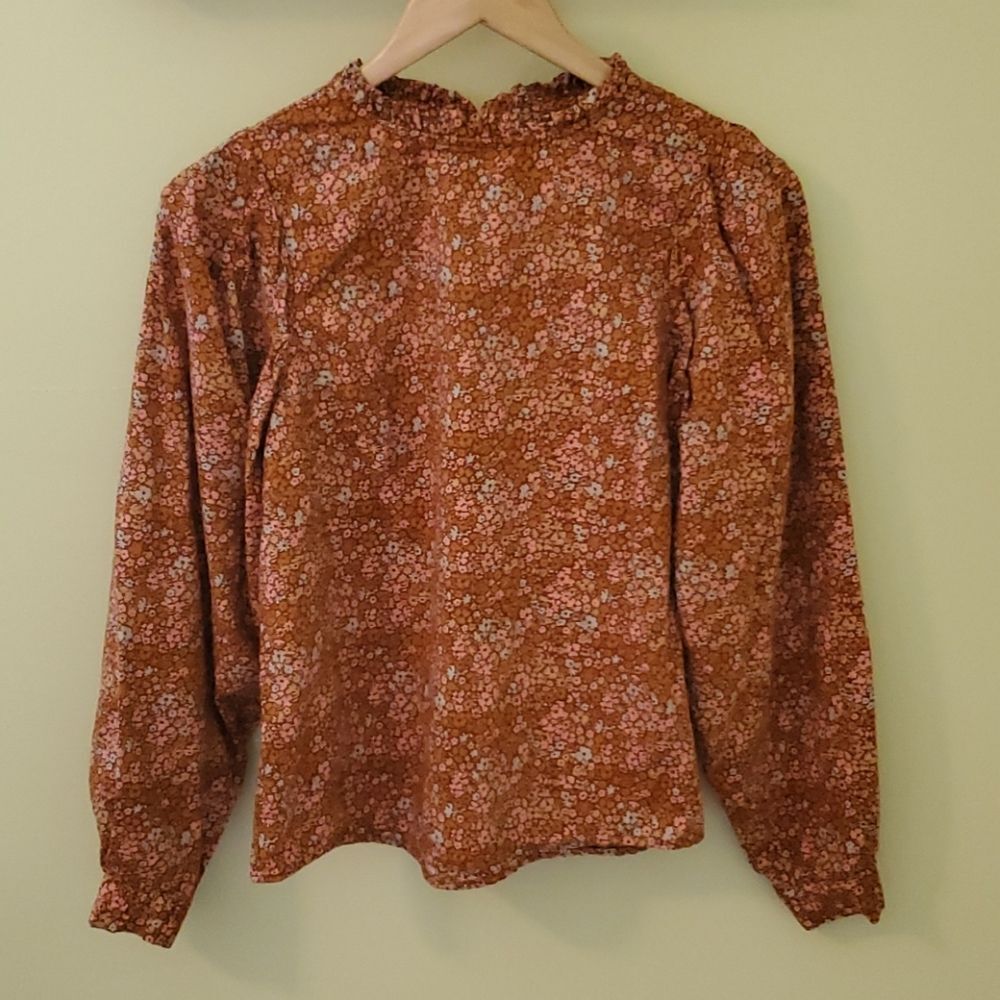 Universal Thread Brown Floral Ruffle Collar Top - Picture 2 of 11
